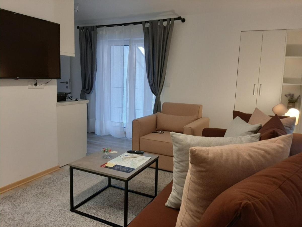Queen Apartment